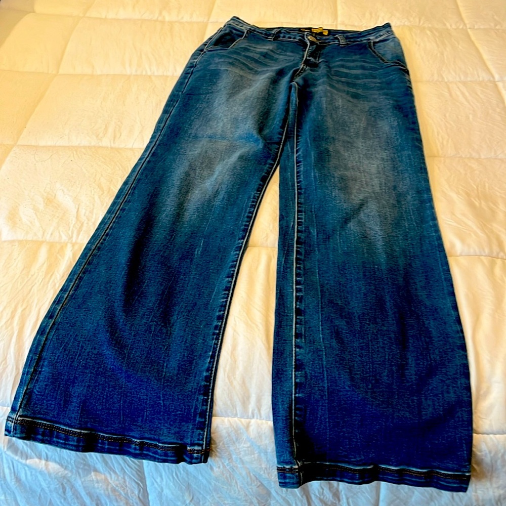 Straight jeans